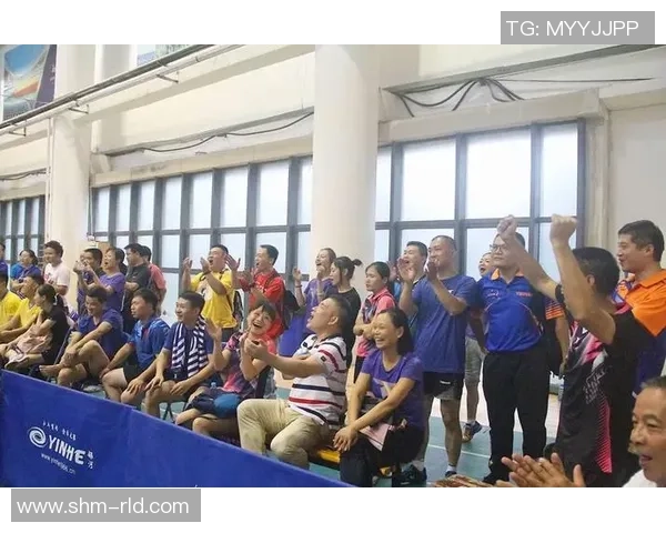 海南足球星期天联赛精彩直播回顾 赛场激战不断 球迷热情高涨 海南足球星期天联赛精彩直播回顾 赛场激战不断 球迷热情高涨