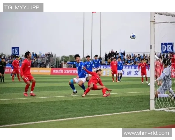 足球场上星光熠熠 聚焦当红球星们的巅峰对决与荣耀时刻 足球场上星光熠熠 聚焦当红球星们的巅峰对决与荣耀时刻